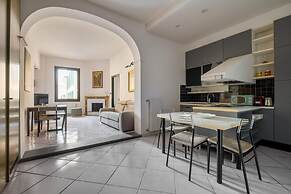 Torre Dell Orologio Apartment by Wonderful Italy