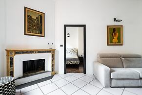 Torre Dell Orologio Apartment by Wonderful Italy