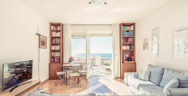 Boscobello Seaview Apartment by Wonderful Italy