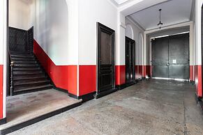 Nice and Cozy Apartment in Crocetta by Wonderful Italy