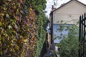 Santa Chiara Apartment by Wonderful Italy