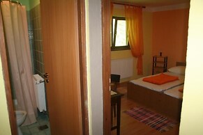 Hostel Flores in Zumberak eco-park