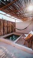 Dos Mares Barefoot Luxury