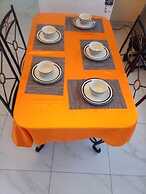 Manacomfy - 14bed House - 4 Baths - Victoria Falls