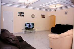 Manacomfy - 14bed House - 4 Baths - Victoria Falls