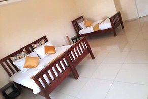 Manacomfy - 14bed House - 4 Baths - Victoria Falls