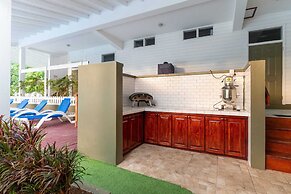 Villa Copthall