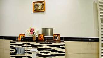 Hotel Apartment in Square Praha 2