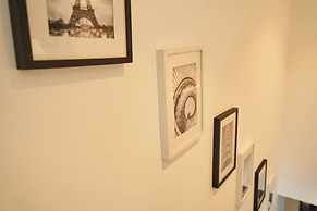 Deluxe Embassy Gardens