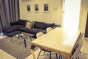 Deluxe Embassy Gardens