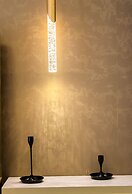 Deluxe Embassy Gardens