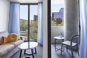 Oaks Melbourne St Kilda Road Hotel