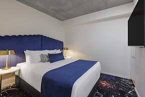 Oaks Melbourne St Kilda Road Hotel