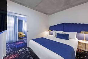 Oaks Melbourne St Kilda Road Hotel