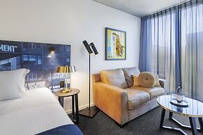 Oaks Melbourne St Kilda Road Hotel