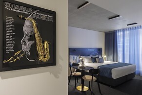 Oaks Melbourne St Kilda Road Hotel
