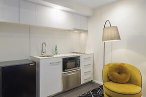 Oaks Melbourne St Kilda Road Hotel