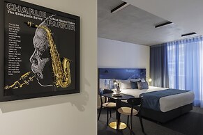 Oaks Melbourne St Kilda Road Hotel