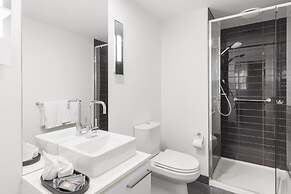 Oaks Melbourne St Kilda Road Hotel