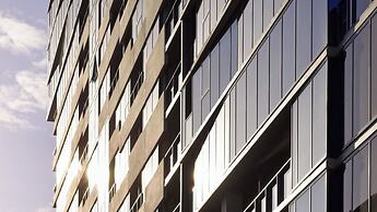 Oaks Melbourne St Kilda Road Hotel