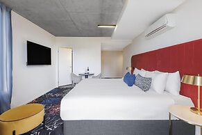 Oaks Melbourne St Kilda Road Hotel