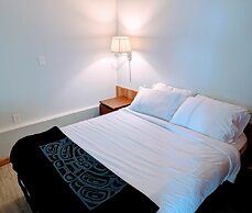 Gordie's Inn & Suites