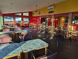 Gordie's Inn & Suites