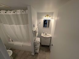 Gordie's Inn & Suites