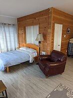 Gordie's Inn & Suites