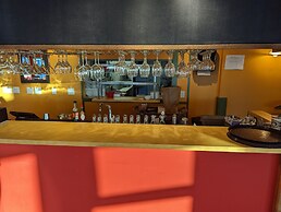 Gordie's Inn & Suites