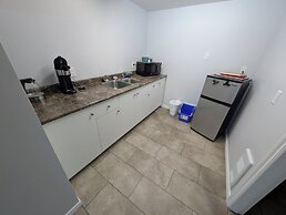 Gordie's Inn & Suites