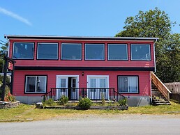 Gordie's Inn & Suites