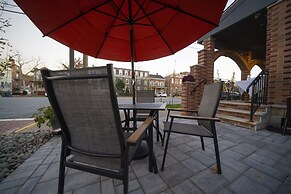 The Orange Inn Boutique Hotel