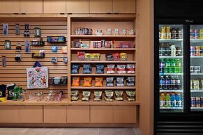 Sheraton Grand Rapids Airport Hotel