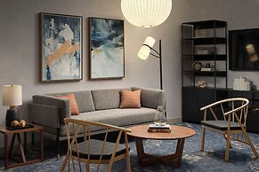 Sheraton Grand Rapids Airport Hotel