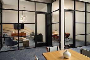 Sheraton Grand Rapids Airport Hotel