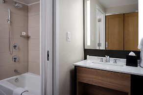 Sheraton Grand Rapids Airport Hotel