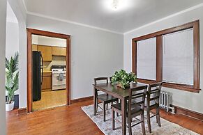 Contemporary Cragin 1BR Apt in Lockwood