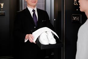 The Londoner Hotel
