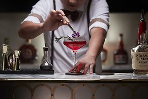 The Londoner Hotel