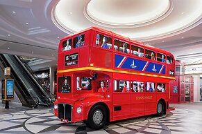 The Londoner Hotel