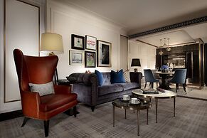 The Londoner Hotel