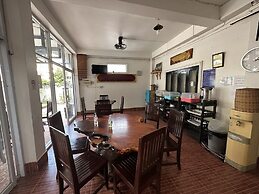 VangVieng Santara Hotel