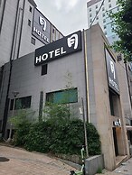 Shinchon Wol Hotel