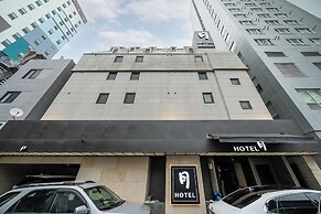 Shinchon Wol Hotel