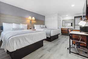Inland Inn & Suites