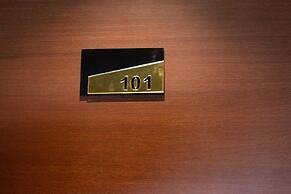 THE FOREST HILL HOTEL