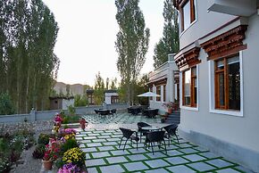 Hotel Karma Residency