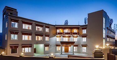 Hotel Karma Residency