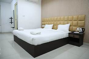 Krishna's Landmark Business Hotel